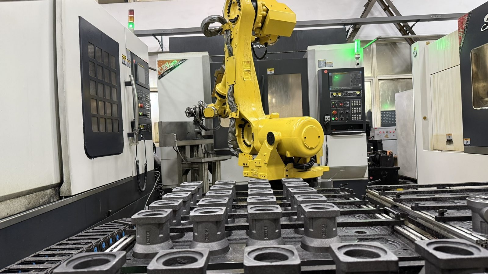 Robotic machining of orbital hydraulic motor housings
